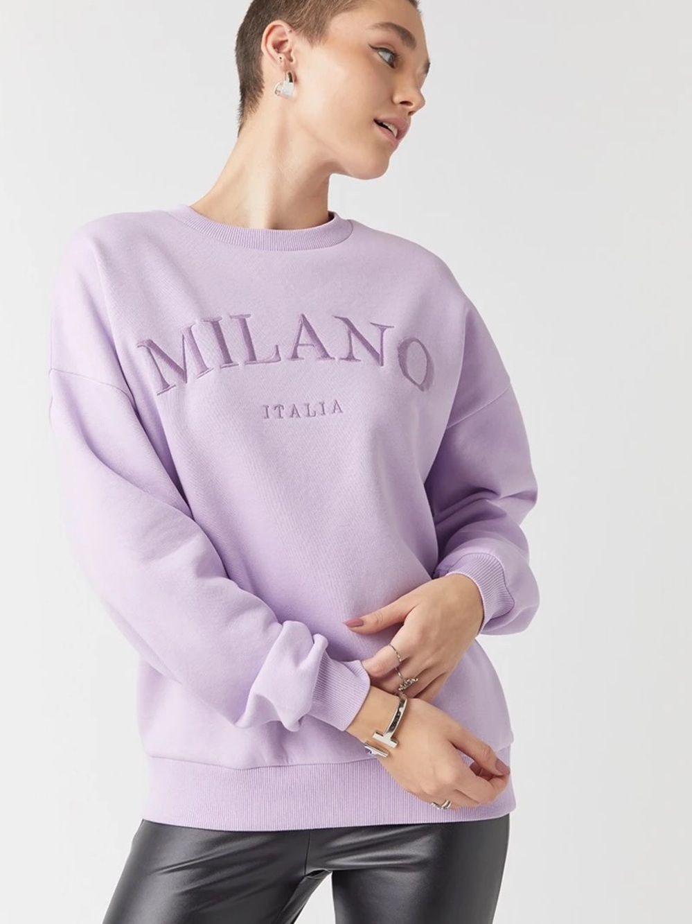 Francesca's Collections Lavender Milano Italia Crewneck Sweatshirt EUC Size - L